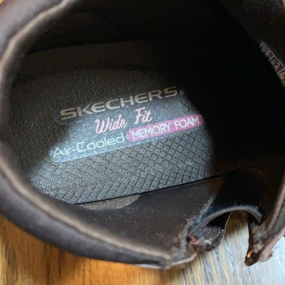 NIB Skechers memory foam ankle wide fit - Picture 3 of 4
